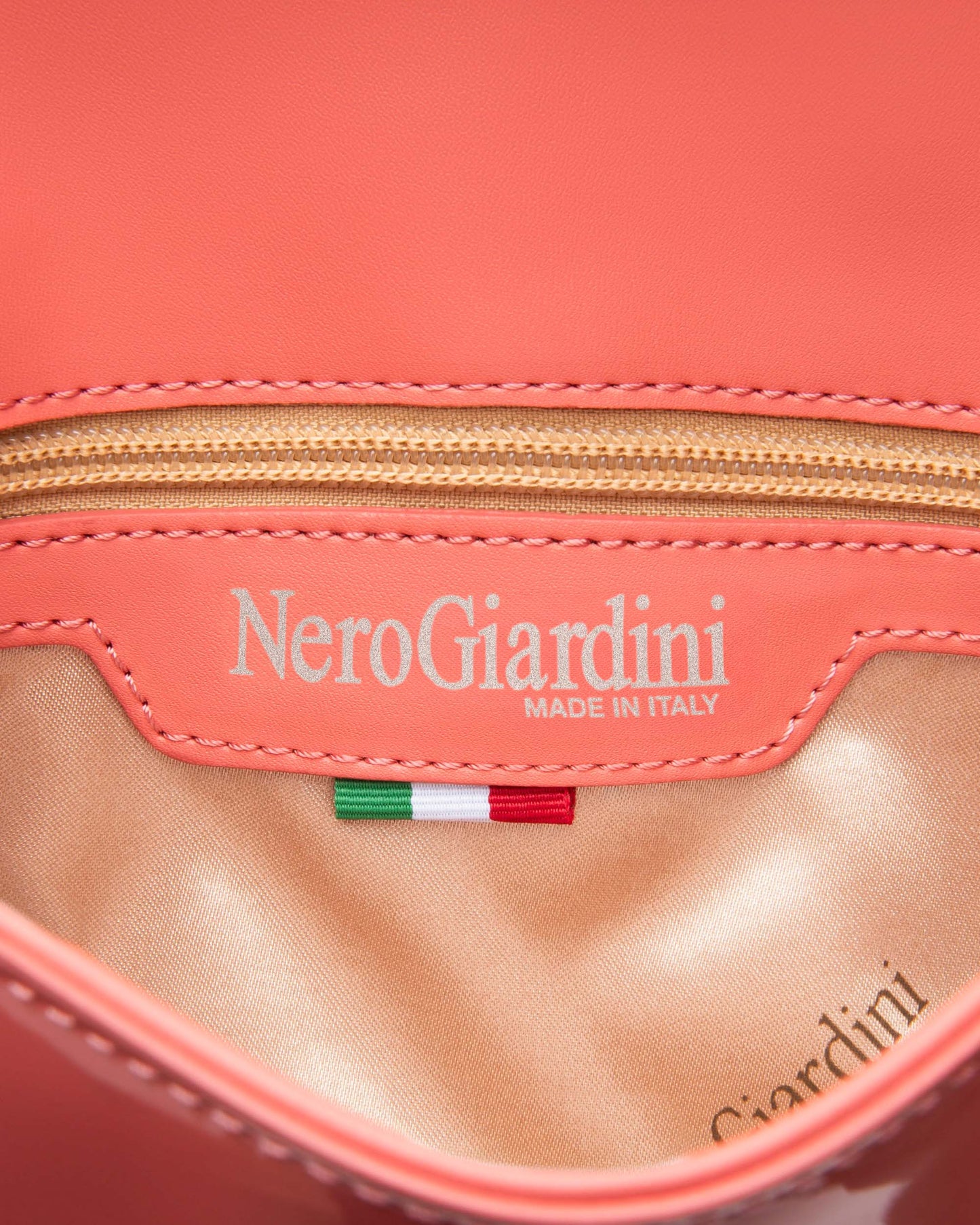 E543902DE-Rosso