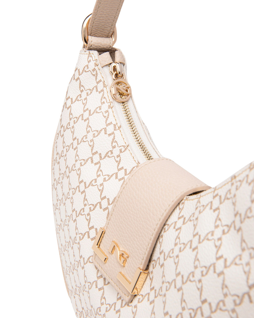 E543923D-Beige