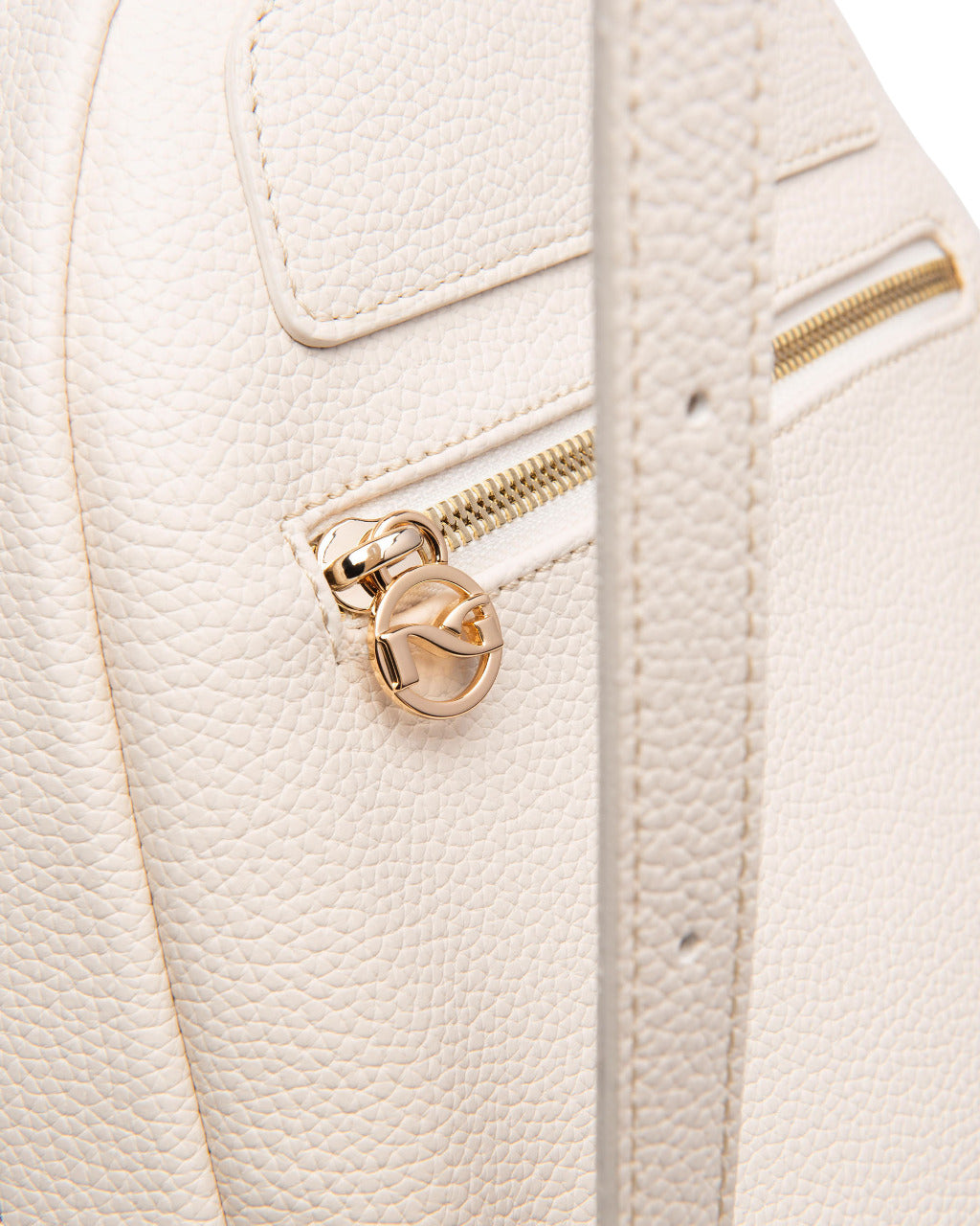 E543950D-Beige