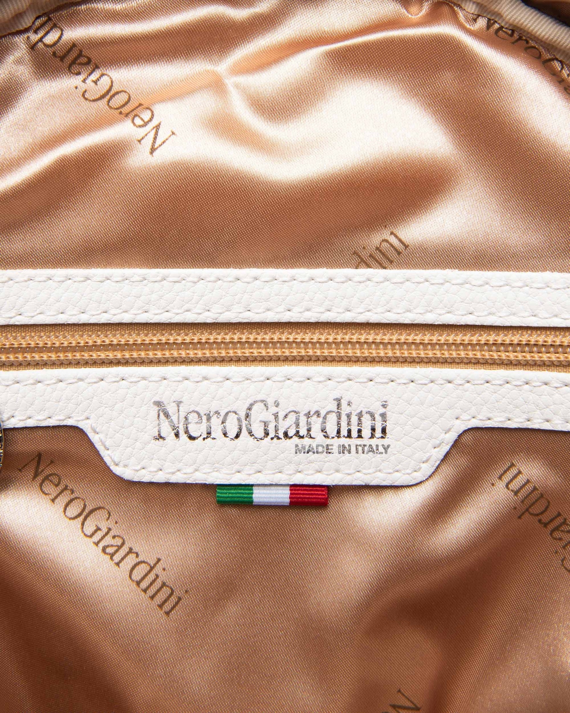 E543950D-Bianco