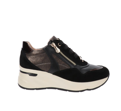 Keys - Women's Leather Sneakers